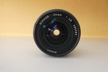 Nikon Nikkor F.1:2,8 24 mm prime lens Cameralens, Nieuw