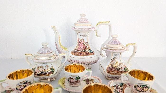 Capodimonte - Koffieservies (15) - Porselein - Per 6, Antiek en Kunst, Antiek | Meubels | Tafels