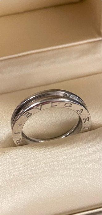 Bvlgari - Ring - B.zero 1 - 18 karaat Witgoud - Bvlgari, Handtassen en Accessoires, Ringen, Nieuw