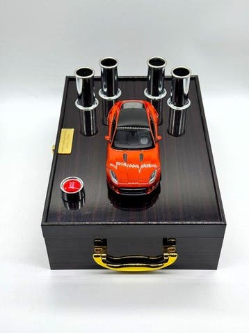 1:24 - Model sportwagen - Jaguar F-Type R – Handcrafted, Nieuw