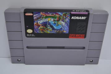 Teenage Mutant Ninja Turtles IV - Turtles in Time (SNES USA)