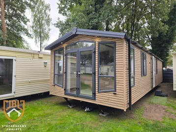 BL Royale Type 1300 – Luxe Stacaravan van 12,50 x 3,85 m