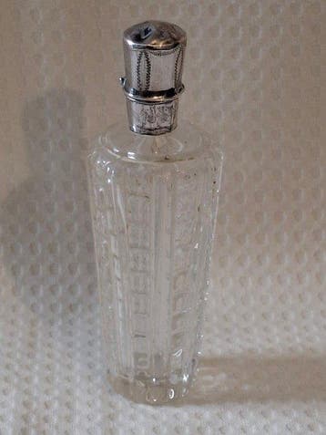 Flacon de parfum - Flacon de parfum antique avec monture et