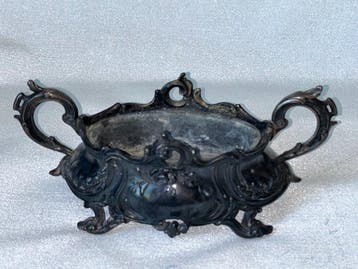 depose 301 - Jardinière - Verzilverde jardinière Louis 15