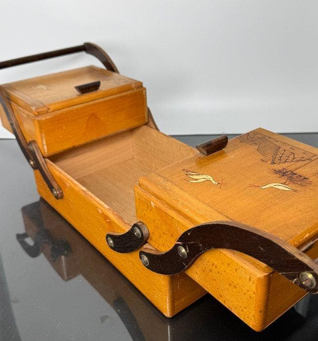 Boîte à couture - Bois - Boîte à couture gravée, Antiquités & Art, Art | Objets design