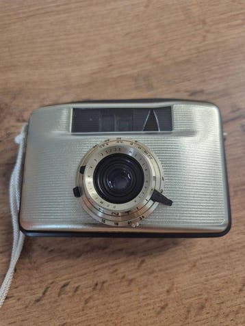 VEB Zeiss Ikon Penti I Appareil photo argentique