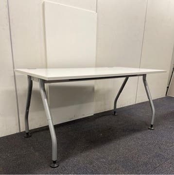 werndl verstelbaar bureau, 160x80cm, wit blad - grijze poten, Huis en Inrichting, Bureaus, In hoogte verstelbaar, Gebruikt