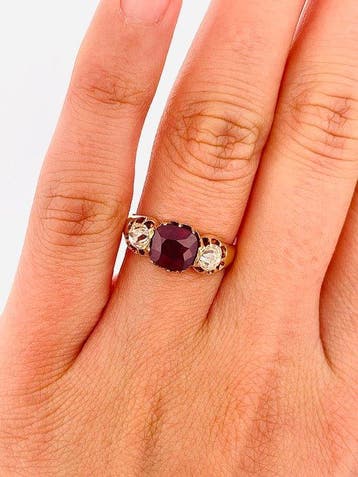 Ring - 18 karaat Geel goud Robijn - Diamant, Nieuw