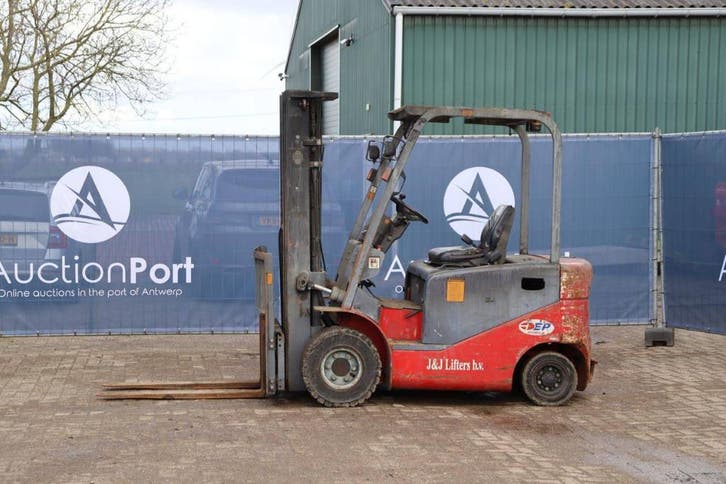 Veiling: Heftruck EP CPD25J Elektrisch 2500kg 4.3m, Articles professionnels, Machines & Construction | Chariots élévateurs & Transport interne
