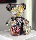 Patryk Konrad - Pop Art Collage Bear Sculpture – rebel, Antiquités & Art