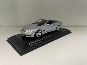 Minichamps 1:43 - Modelauto (3) - Mercedes-Benz collection