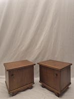 Armoire - Petits placards en placage des années 60