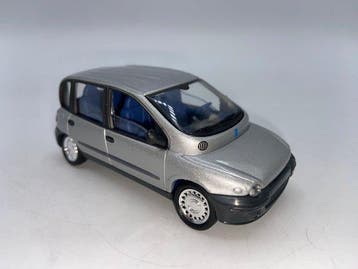 Solido 1:43 - Modelauto (9) - De Europese auto-iconen –, Nieuw
