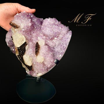 PREMIUM - Lavendelamethist x Calciet op standaard - XL Geode