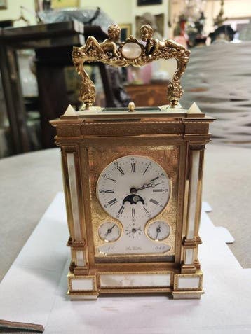 Pendulette d’officier - La Vallée - Laiton, Verre, nacre -