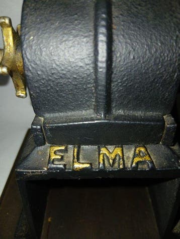 Elma - Koffiemolen - Gietijzer en hout