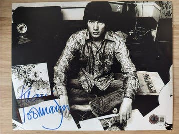 The Beatles - Klaus Voormann - Revolver Album - Signed in