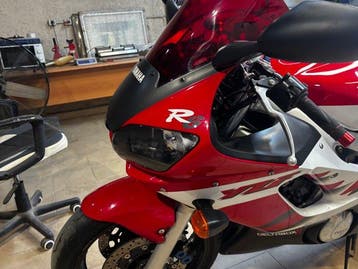 Yamaha - YZF R6 - 600 cc - 2000