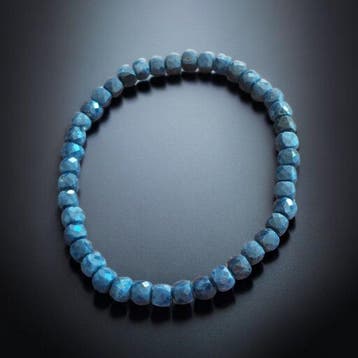 Saphir bleu azur. Bracelet facetté de belle qualité. Pierre