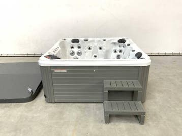 Veiling: Jacuzzi London met Nordic Insulation 5 Personen Nie, Ophalen, Nieuw