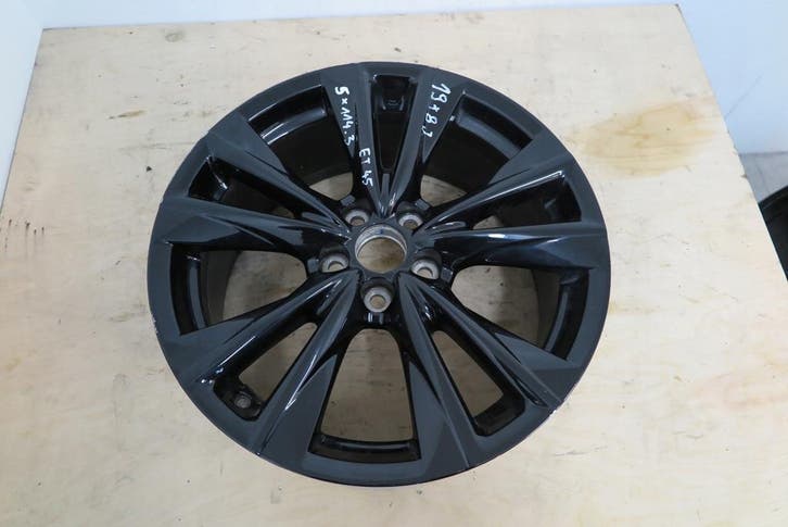 1FA 19 Lexus LS 5x114,3 8J ET45 45 BDM, Autos : Pièces & Accessoires, Autres pièces automobiles, Envoi
