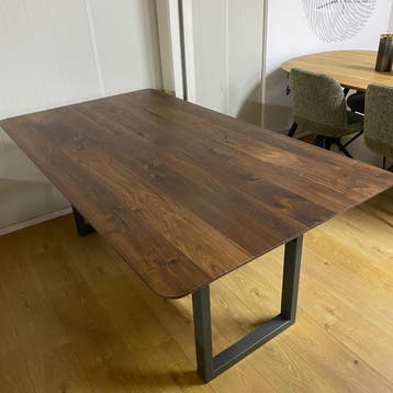 bert plantagie Eettafel Table Talk Q - Ongebruikt, Verzenden, Zo goed als nieuw, Overige houtsoorten, 150 tot 200 cm