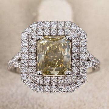 Ring - 18 karaat Witgoud - 3.23ct. tw. Diamant (Natuurlijk, Nieuw