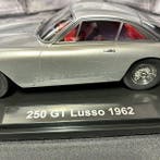 KK scale 1:18 - Modelauto - KK Scale - 1:18 - Ferrari 250 GT, Nieuw