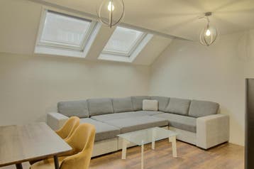 Appartement aan Avenue de la Reine, Brussels, Immo, Appartements & Studios à louer