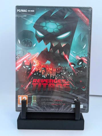 Revenge of the Titans Nieuw en Sealed - PC, Verzenden, Gebruikt