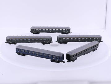 Schaal N Lima 11853 Personenwagen blauw en Lima 11853 4 x..., Gebruikt, Overige typen, Ophalen of Verzenden, Analoog
