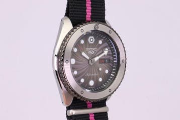 Seiko - Seiko 5 - Zonder minimumprijs - SRPF65K1 | 4R36-09E0