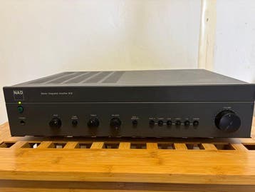 NAD - 312 Solid state geïntegreerde versterker, Nieuw