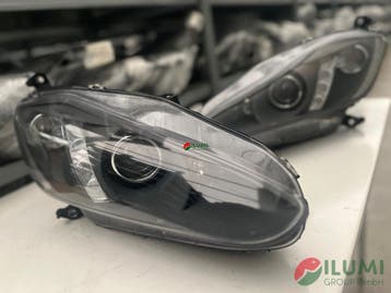 MASERATI GRANTURISMO M145 LIFT XE+LED KOPLAMP R L 294599, Verzenden