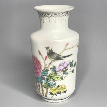 Vaas - Porselein - China - Midden 20e eeuw (WO II) -
