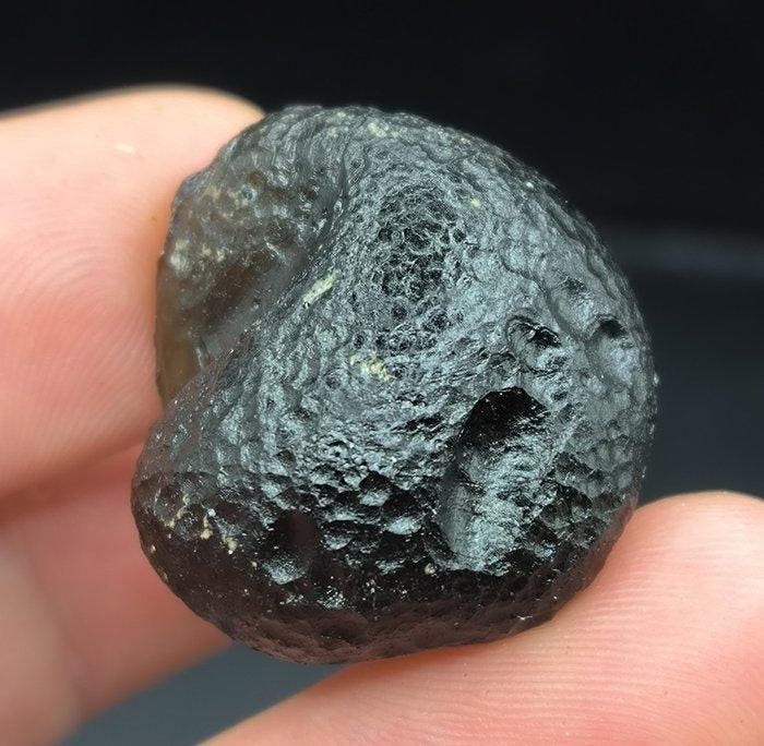 Moldaviet uit Vrábe, Zuid-Bohemen - Hoogte: 30 mm -, Verzamelen, Mineralen en Fossielen