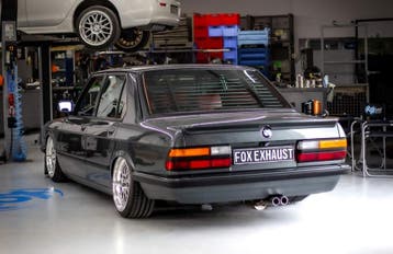 FOX BMW E28 535i met katalysator einddemper van cat - 2x63 T, Verzenden