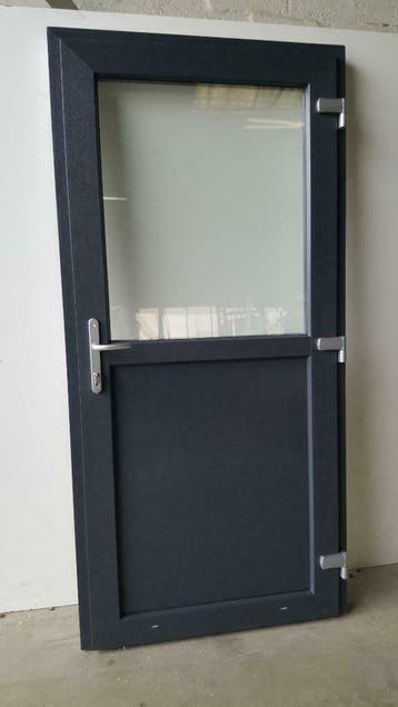 PVC Deur 98x204 buitendraaiend Perfect geschikt voor garage!, Ophalen of Verzenden, Deurkozijn