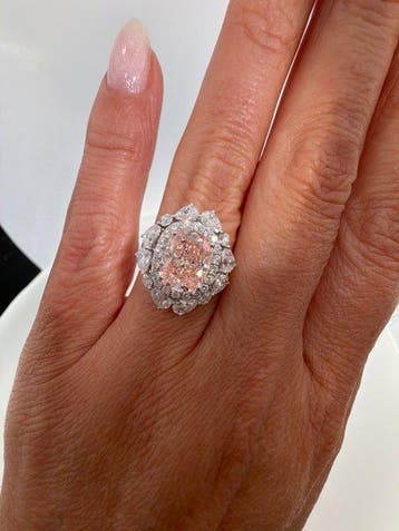 Ring - 14 karaat Witgoud - 5.02ct. tw. Roze Diamant (Fancy