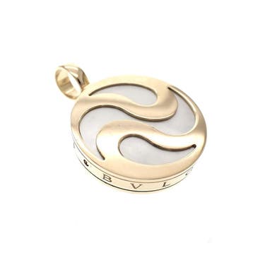 Gouden BVLGARI Mother of pearl spinning hanger; Yin en Yang, Ophalen of Verzenden, Gebruikt, Goud, Overige merken
