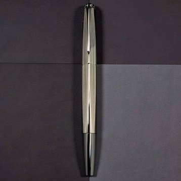 Caran dAche - Ecridor - Vulpen, Collections