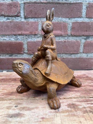Decoratief ornament - Europa - Schildpad met konijn, Antiek en Kunst