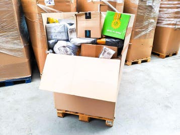 Pallet Postpakketten 125 kg netto, Nieuw