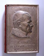 Emilio Cavaterra/Axentowicz et al. - Il papa dei giorni