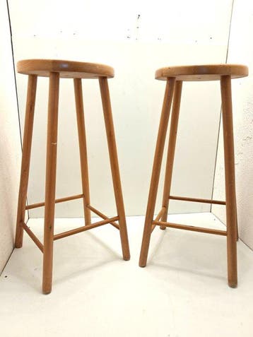 Tabouret - Bois - Deux tabourets de bar au style alpin