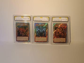 Konami - 3 Card - Yu-Gi-Oh! - The Winged Dragon of Ra,