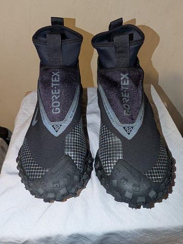 Nike - Veterschoenen - Maat: EU 42, Nieuw