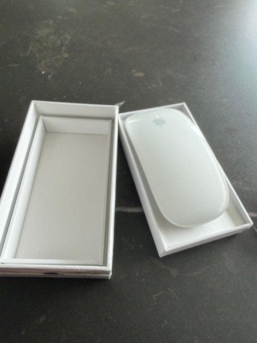 Apple Magic Mouse 2 - Computer - In originele verpakking, Games en Spelcomputers, Spelcomputers | Overige Accessoires