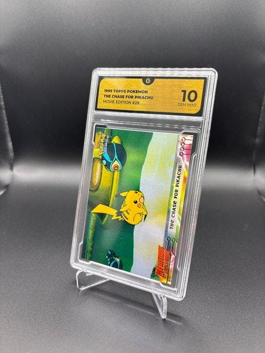 Pokémon - 1 Graded card #28 The Chase For Pikachu Topps, Hobby en Vrije tijd, Verzamelkaartspellen | Pokémon
