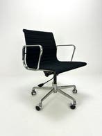 ICF - Charles & Ray Eames - Bureaustoel - EA118 - Aluminium